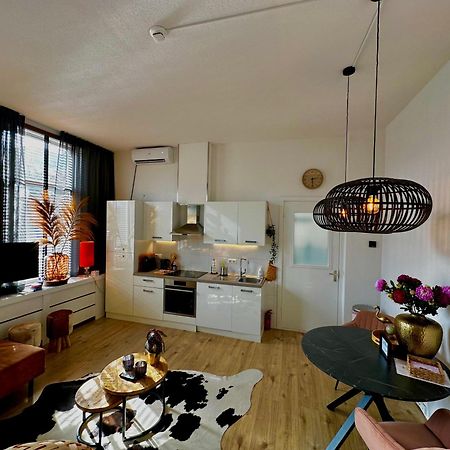 Guesthouse Villa De Eikhof Хенгело Экстерьер фото