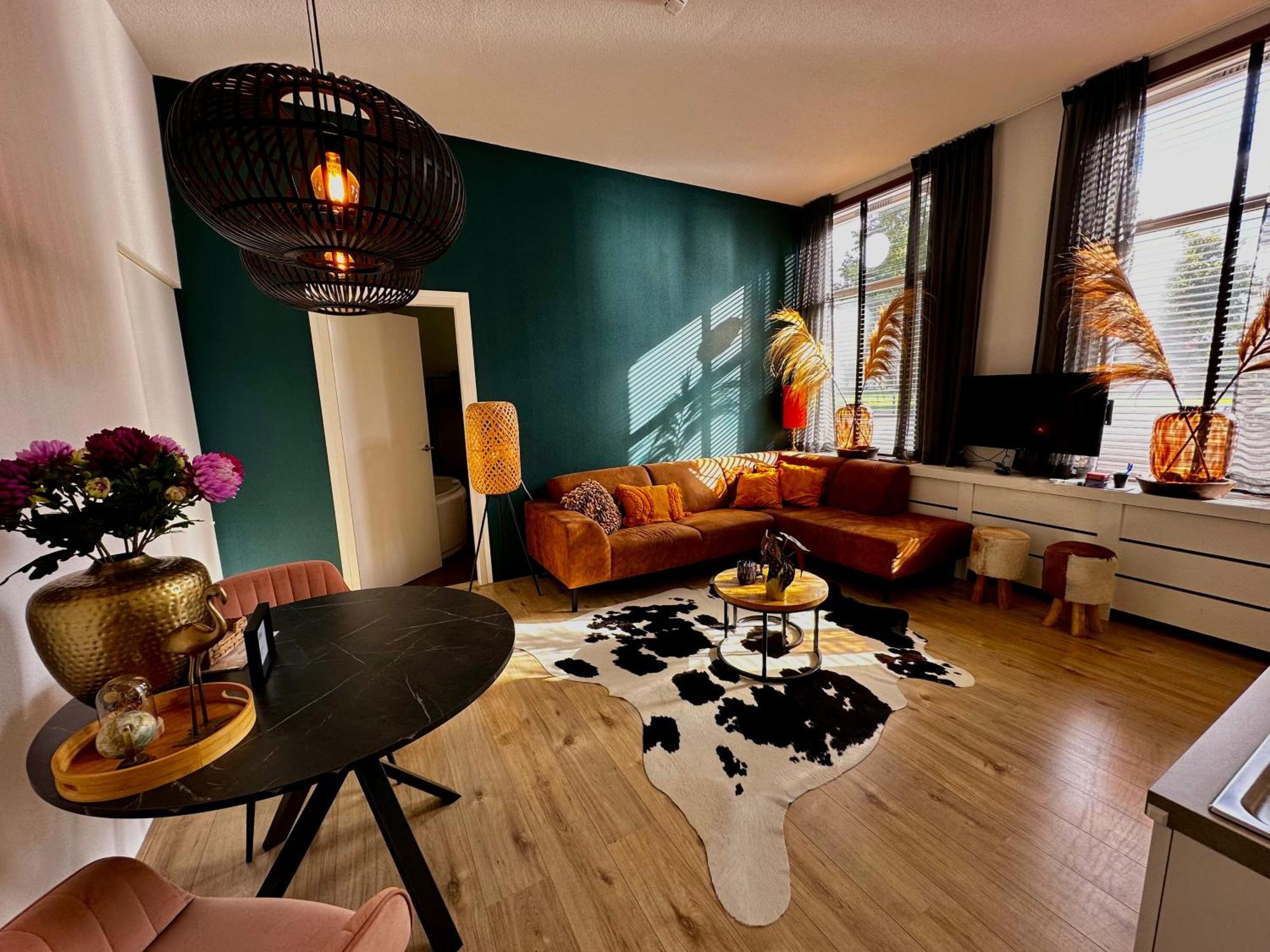 Guesthouse Villa De Eikhof Хенгело Экстерьер фото
