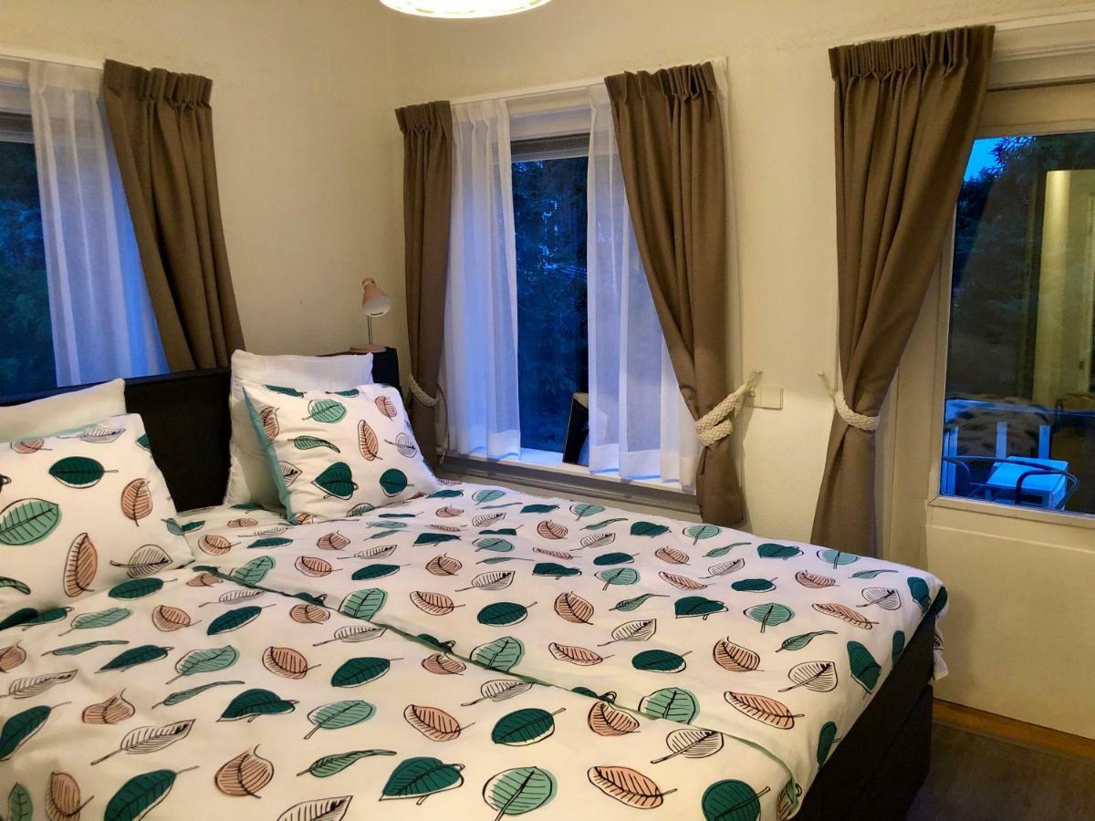 Guesthouse Villa De Eikhof Хенгело Экстерьер фото